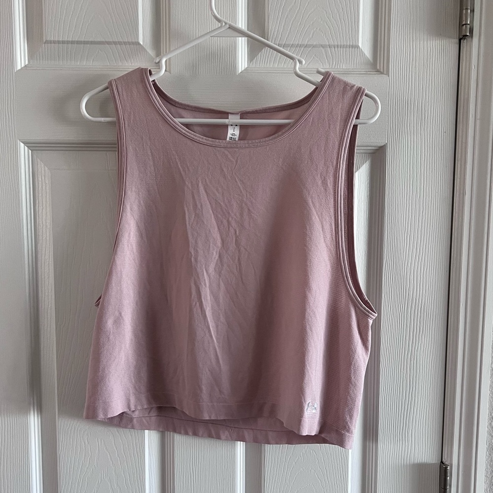 Under Armour women’s pink tank top